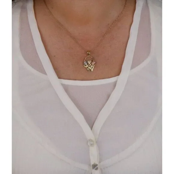 10k Yellow Gold White Gold Rose Gold Flower Basket Necklace 18" Chain - Picture 4 of 7